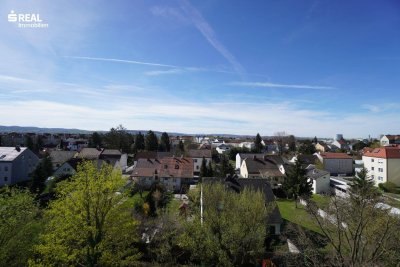 Bahnhof-Nähe / 4 Zimmer-Wohnung mit unverbaubarem Fernblick