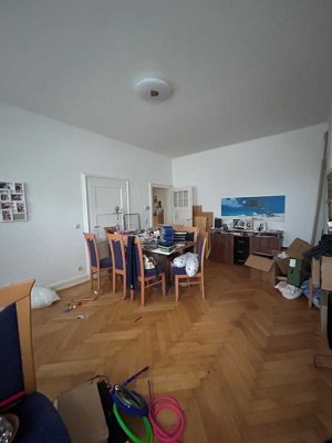 Schöne Zwei-Zimmer-Wohnung mit Altbau-Charme in Krefeld