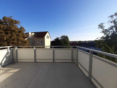 Wohnen in Freiberg! Schöne helle 2 RWG mit Balkon im 1. OG zu vermieten!