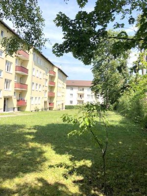 1 Zimmer-Appartement möbiliert in parkähnlicher Anlage in Stuttgart-Zuffenhausen