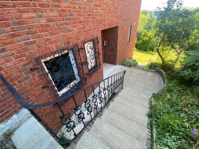 Geschmackvolle, modernisierte 3-Raum-Wohnung mit Balkon, Keller und Gartennutzung in Lohmar