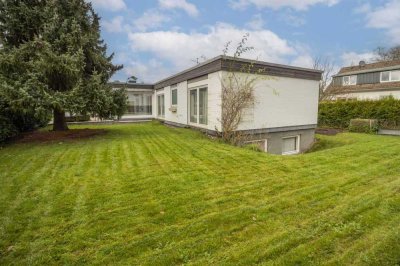 Lichtdurchfluteter Bungalow mit großem Potenzial in ruhiger Lage von Rösrath-Forsbach