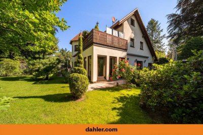 House with wonderful garden - within walking distance to Sacrower- and Groß Glienicker lake