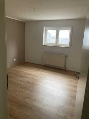 Freundliche 2-Zimmer-Souterrain-Wohnung mit gehobener Innenausstattung in Bellheim