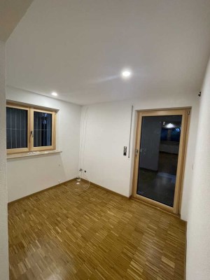 Schöne 2-Zimmer-Wohnung mit Terrasse und eigenem Garten zu vermieten