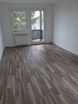 *Ihr neues Zuhause* 3-R-Wohnung mit Badewanne & Balkon