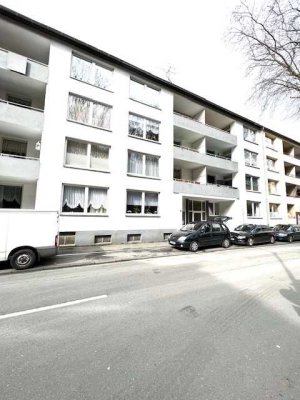 Erstbezug nach Sanierung ! Schöne helle 4 Zi, mit Balkon in zentraler u. ruhiger Lage