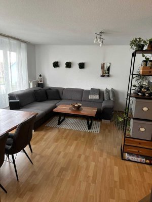 Helle 3-Zimmer-Wohnung mit Balkon und EBK