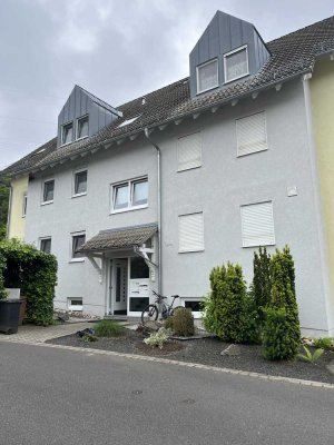 Helle Maisonette-Dachgeschosswohnung im schönen Neubaugebiet von Haibach-Grünmorsbach