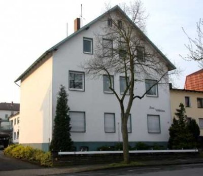 2 Zimmer Single DG Wohnung mit Südbalkon + Einbauküche, ca. 50 m²  Wfl. in Löhne Melbergen