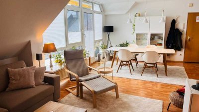 Renovierte Maisonettewohnung mit Sonnenbalkon in ruhiger Seitenstraße