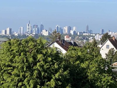 Helle 2 Zimmer Whg. mit Panoramablick, Loggia, Sauna & Schwimmbad