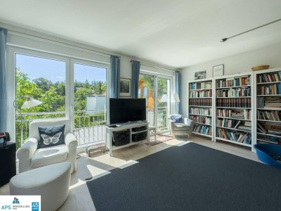 WOHNTRAUM MIT WEITBLICK - lichtdurchflutete Dachgeschossmaisonette in Grünlage