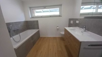 Ansprechende 3,5-Zimmer-Maisonette-Wohnung mit Balkon und EBK in Freyung