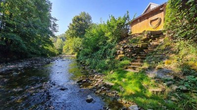 Doppelhaushälfte mal anders! Garten mit anliegenden Bach!