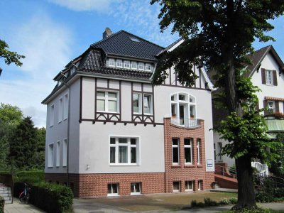 Gepflegte 4-Zimmer-Wohnung mit Balkon und Einbauküche in Bad Oldesloe