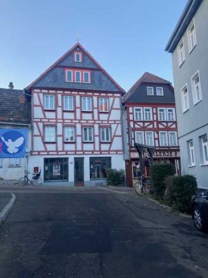 Attraktive 4-Zimmer-Wohnung mit Terrasse in Friedberg (Hessen)