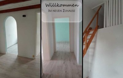 Interesse? Eine hübsche Vier-Zimmer-Wohnung mit Terrasse wird frei