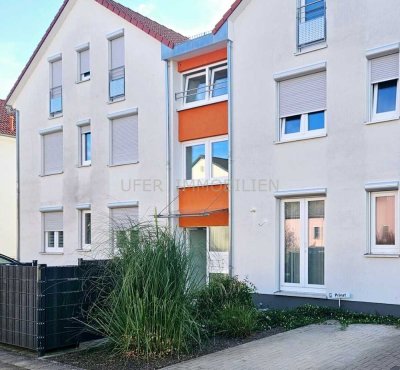 Lichtdurchflutete, moderne  3-Zimmer Dachgeschosswohnung mit großer Balkonterrasse