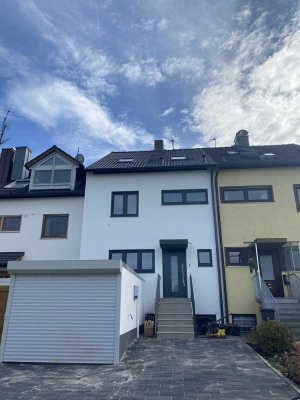 Modernisiertes Reihenmittelhaus in Top-Zustand – Erstbezug nach Kernsanierung!