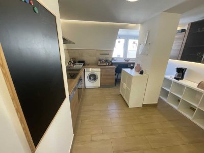 gemütliche Maisonette Wohnung mit Kamin und Einbauküche