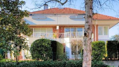 Düsseldorf-Angermund: Elegante Drei-Raum-Wohnung mit großem Süd-Balkon