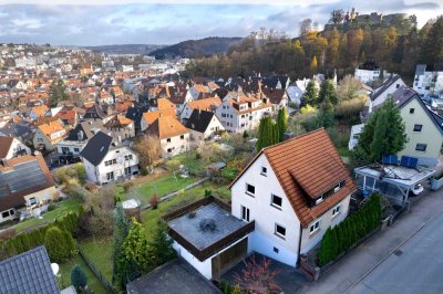 Einfamilienhaus in Aussichtslage nahe dem Schloss Hellenstein