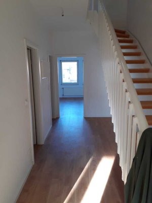 Großzügige Maisonette-Wohnung vor den Toren Berlins!