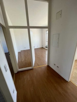 30 qm Dachterrasse mit 2 Raumwohnung und EBK in Leipzig Lindenthal