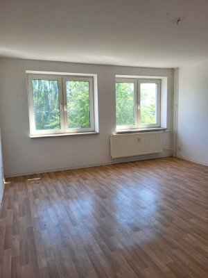 Kautionsfrei! Perfekte Singlewohnung mit Tageslichtbad im 1.OG!