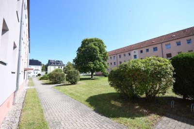 gemütliche 3-Raum-Wohnung im 1.OG*provisionsfrei*Balkon*EBK*Stellplatz