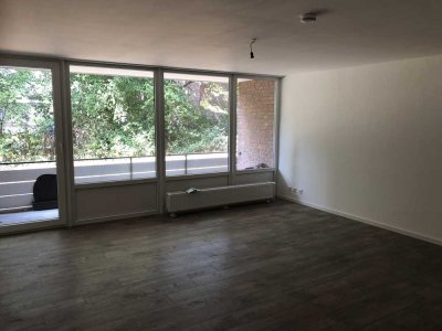 Ideal für Rentner - Kleine Wohnung mit Balkon in Bockum