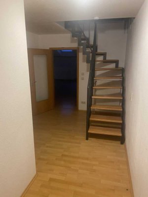 Geigersberg - Erstbezug mit Balkon:Ansprechende 3,5-Zimmer-Penthouse-Wohnung in Karlsruhe