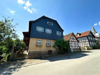 Preisanpassung! Gepflegtes Bauernhaus mit zwei Wohnungen, Scheune und Werkstatt zu verkaufen!