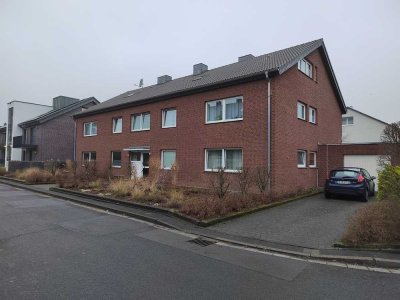 Freundliche 2,5 Zi.-DG Wohnung, PKW Stp., Gemeinschaftsgarten