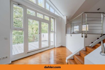 House in house - High-quality condominium with private water access in the Berlin suburb