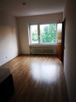 750 € - 60 m² - 2.0 Zi.