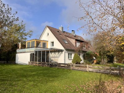 Charmantes Einfamilienhaus mit Einliegerwohnung in Neugreifenberg bei Schondorf am Ammersee