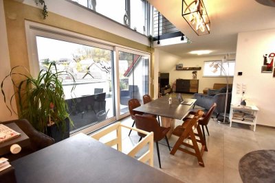 *Traumwohnung*4,5-Zi.-Maisonette-Whg. mit fabelhaftem Raumangebot, Balkon, TG- und Außenstellplatz*