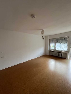 1 Zimmer Wohnung mit Balkon zu vermieten