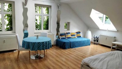 Helles 126 m² Loft-Büro oder Loft-Wohnung im grünen Berlin