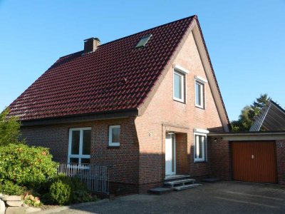 Großzügig Gemütlich Komfortabel - 5 Zimmer Einfamilienhaus mit Wintergarten, Garage in Westerrönfeld