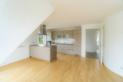 SONNIGE DG-MAISONETTE-WOHNUNG MIT 2 BALKONEN