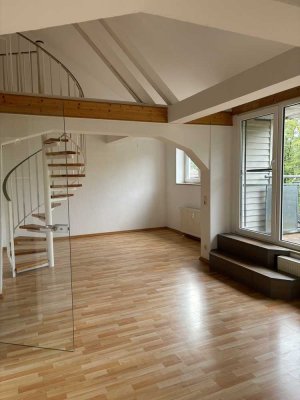 Exklusive 4-Zimmer Dachgeschoss-Maisonette-Wohnung in idyllischer Lage bei Oschatz