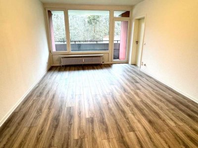 * XL Wohnzimmer + Küche * NEUES BAD - 1. Bezug nach SANIERUNG * Balkon *  KL WEST *