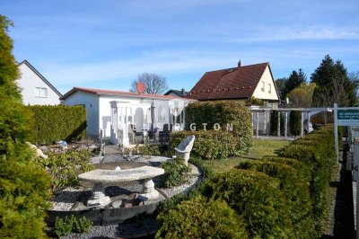 Klein aber Mein! Idyllisches Einfamilienhaus mit mediterranem Garten