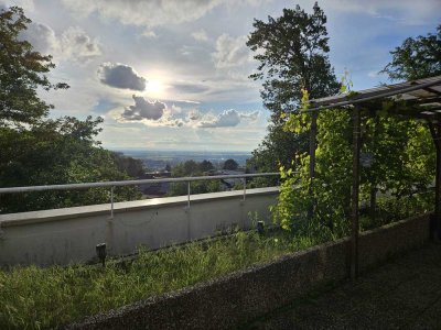 Exklusive 4-Raum-Penthousewohnung mit Sonnenterrasse in Heidelberg