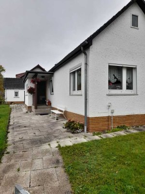 Günstiges, gepflegtes 4,5-Raum-Einfamilienhaus in Niestetal