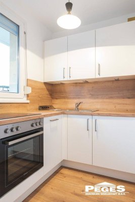 Erstbezug nach Renovierung: 2-Zimmer-Wohnung mit Balkon - Herrnau, Nähe NAWI