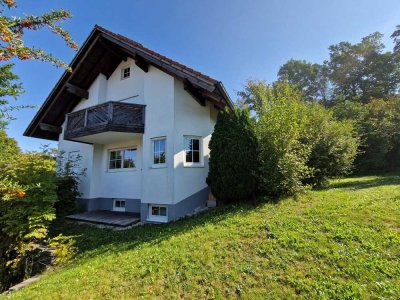 Einfamilienhaus mit Einliegerwohnung in Traumlage mit Panoramablick